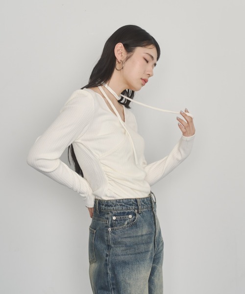 Happy John(ハッピージョン)の「design cut tops stall set/ストールデザインカットトップス(Tシャツ/カットソー・レディース・ブラック/ベージュ/ホワイト・FREE)」の4枚目の写真