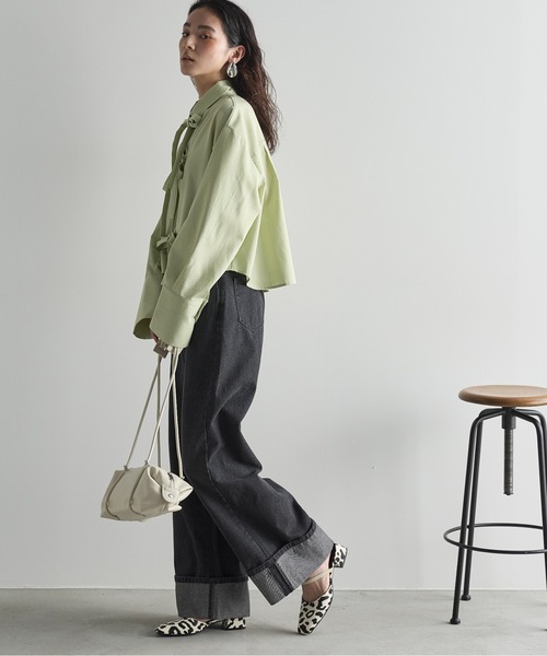 THE YOn(ザヨン)の「ロールアップヘムワイドデニムパンツ(デニムパンツ・レディース・ブルー/ブラック・M/S)」の14枚目の写真