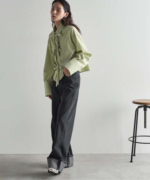 THE YOn(ザヨン)の「ロールアップヘムワイドデニムパンツ(デニムパンツ・レディース・ブルー/ブラック・M/S)」の19枚目の写真