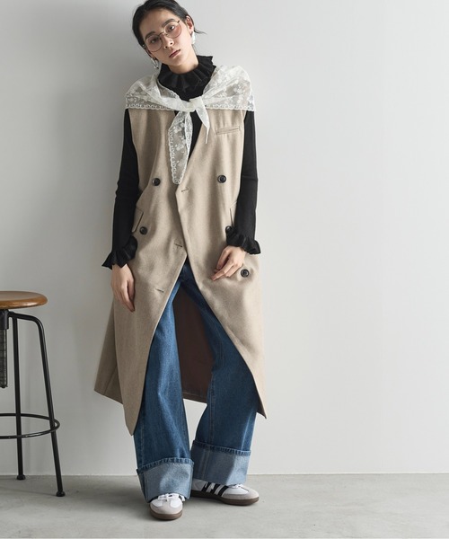 THE YOn(ザヨン)の「ロールアップヘムワイドデニムパンツ(デニムパンツ・レディース・ブルー/ブラック・M/S)」の6枚目の写真
