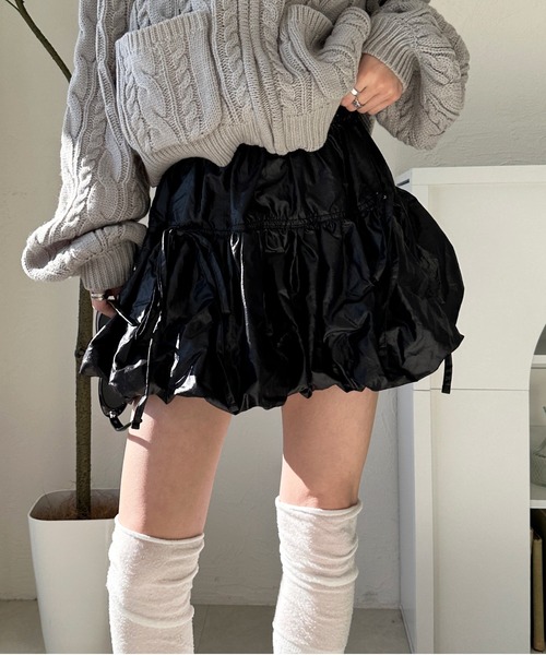 sedacle girl(セダクルガール)の「チンツバルーンミニスカート(スカート・レディース・シルバー/ブラック・SMALL/MEDIUM)」の3枚目の写真