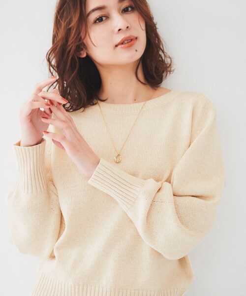 UNTITLED（アンタイトル）の「【アンサンブル可能/ラメ調】シャイニーセミラグランプルオーバーニット（ニット/セーター・レディース・ライトベージュ/ネイビー/ベージュ/イエロー・00/02/04/44/48）」の3枚目の写真