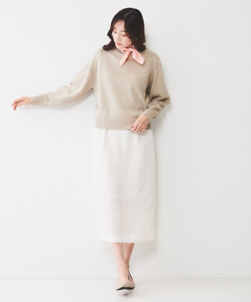 UNTITLED（アンタイトル）の「【アンサンブル可能/ラメ調】シャイニーセミラグランプルオーバーニット（ニット/セーター・レディース・ライトベージュ/ネイビー/ベージュ/イエロー・00/02/04/44/48）」の16枚目の写真