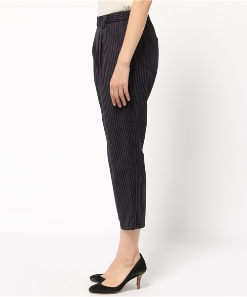 IEDIT(イディット)の「【股下丈が選べる】ララ・ステラ フィルム&裏ボア仕様の きちんと顔のストライプあったかパンツ (その他パンツ・レディース・ブラック/ダークグレー/ダークネイビー・5/7/1/4/10/2/9/3/6/8)」の8枚目の写真