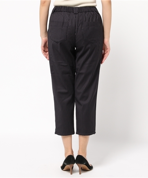 IEDIT(イディット)の「【股下丈が選べる】ララ・ステラ フィルム&裏ボア仕様の きちんと顔のストライプあったかパンツ (その他パンツ・レディース・ブラック/ダークグレー/ダークネイビー・5/7/1/4/10/2/9/3/6/8)」の9枚目の写真