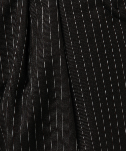 IEDIT(イディット)の「【股下丈が選べる】ララ・ステラ フィルム&裏ボア仕様の きちんと顔のストライプあったかパンツ (その他パンツ・レディース・ブラック/ダークグレー/ダークネイビー・5/7/1/4/10/2/9/3/6/8)」の16枚目の写真