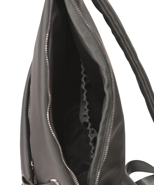 ズッカ　zucca スラッシュジッパーBAG バッグ S ブラック スラッシュジッパーBAG/バッグ（ショルダーバッグ）｜ZUCCa