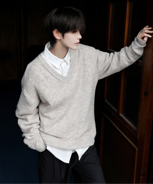 neos（ネオス）の「【neos】ルーズシルエット 片畦編み Vネック ニット プルオーバー（ニット/セーター・メンズ・ブラック/ベージュ/ダークブルー/ホワイト/ブラウン・MEDIUM/LARGE/X-LARGE）」の13枚目の写真