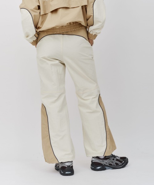 UMBRO（アンブロ）の「UMBRO × atmos pink Track Pants / アンブロ アトモスピンク トラックパンツ 【SP】（その他パンツ・レディース・ブラック/ベージュ/バーガンディー・FREE）」の6枚目の写真