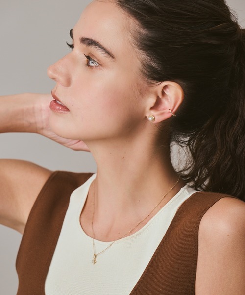 agete(アガット)の「ゴールドパールピアス(ピアス(両耳用)・レディース・ゴールド系その他・FREE)」の4枚目の写真