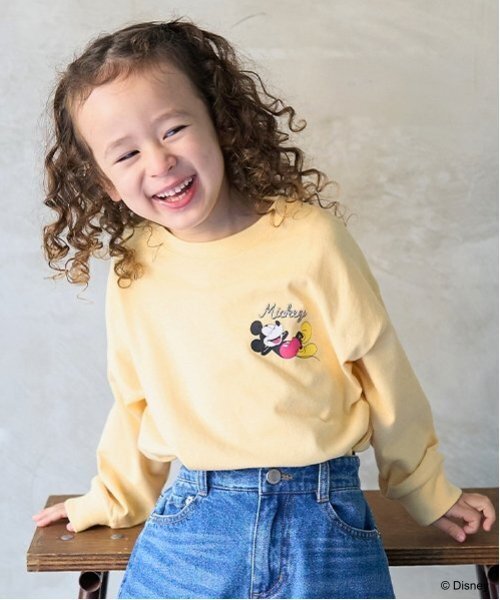 b・ROOM(ビールーム)の「【Disney】【カイテキ天竺】ミッキーマウス/ピクニックTシャツ(Tシャツ/カットソー・キッズ・オフホワイト/ターコイズブルー/マスタード/パープル・110cm/100cm/120cm/130cm/140cm)」の4枚目の写真