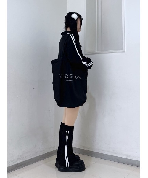 Whinny（ホワイニー）の「Whinny/とろけるいぬ~ズちゃんバック（トートバッグ・レディース・サックスブルー/ブラック・FREE）」の5枚目の写真