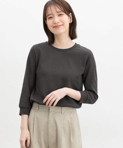 Honeys(ハニーズ)の「7分袖ワッフルクルーT(Tシャツ/カットソー・レディース・アイボリー/サックスブルー/ピンク系その他/ブルー系その他3/ホワイト系その他/ピンク/ホワイト×ネイビー/スミクロ/ミント・L/LL/M/S)」の14枚目の写真