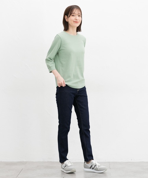 Honeys(ハニーズ)の「7分袖ワッフルクルーT(Tシャツ/カットソー・レディース・アイボリー/サックスブルー/ピンク系その他/ブルー系その他3/ホワイト系その他/ピンク/ホワイト×ネイビー/スミクロ/ミント・L/LL/M/S)」の22枚目の写真
