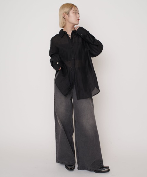 Lui's（ルイス）の「【mi-企画】プリーツシアーシャツ（シャツ/ブラウス・レディース・ブラック・FREE）」の4枚目の写真