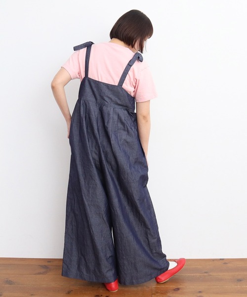 CHILD WOMAN（チャイルドウーマン）の「綿ラミーライトデニム 肩リボンサロペット（サロペット/オーバーオール・レディース・ネイビー・FREE）」の10枚目の写真