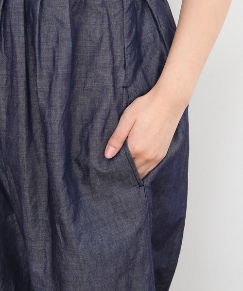 CHILD WOMAN（チャイルドウーマン）の「綿ラミーライトデニム 肩リボンサロペット（サロペット/オーバーオール・レディース・ネイビー・FREE）」の19枚目の写真