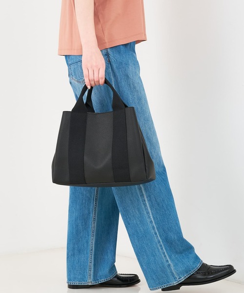 collex（コレックス）の「【Varje Dag】3WAY スクエアトートバッグ（トートバッグ・レディース・ブラック/グレイッシュベージュ/シルバー・フリー）」の2枚目の写真