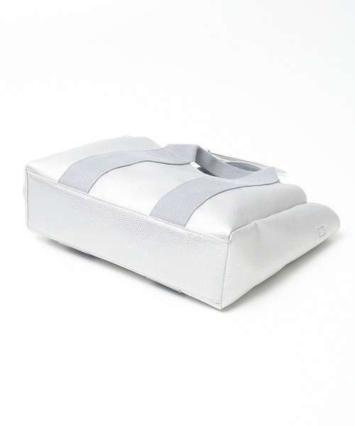 collex（コレックス）の「【Varje Dag】3WAY スクエアトートバッグ（トートバッグ・レディース・ブラック/グレイッシュベージュ/シルバー・フリー）」の22枚目の写真