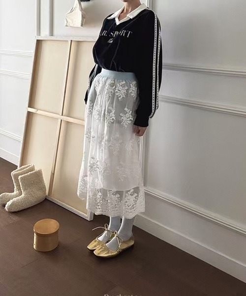 LYEON(リヨン)の「フラワーレースシアースカート(スカート・レディース・ホワイト/チャコール・FREE)」の3枚目の写真