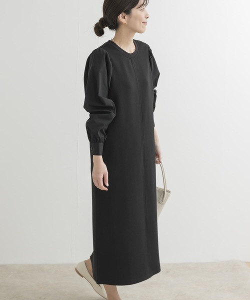 URBAN RESEARCH DOORS(アーバンリサーチドアーズ)の「ボリュームスリーブドッキングワンピース(ワンピース・レディース・ブラック/ブラック系その他・MEDIUM)」の14枚目の写真