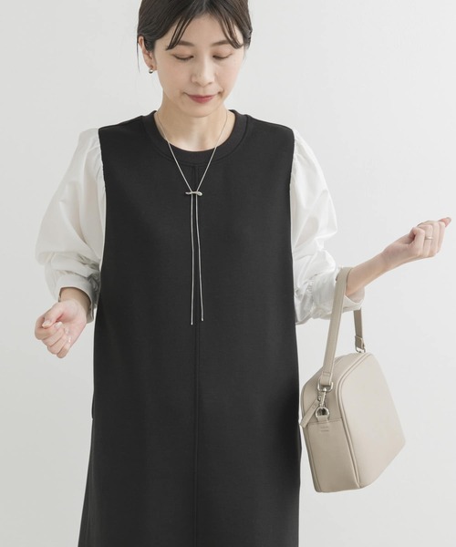 URBAN RESEARCH DOORS(アーバンリサーチドアーズ)の「ボリュームスリーブドッキングワンピース(ワンピース・レディース・ブラック/ブラック系その他・MEDIUM)」の5枚目の写真