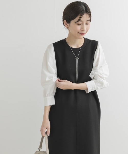 URBAN RESEARCH DOORS(アーバンリサーチドアーズ)の「ボリュームスリーブドッキングワンピース(ワンピース・レディース・ブラック/ブラック系その他・MEDIUM)」の6枚目の写真