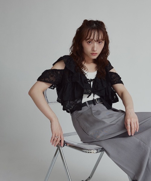 W:Huku(フーク)の「フリルカラー ショート丈 2way ボレロ ブラウス / ノースリーブ フレンチスリーブ 袖なし(カーディガン/ボレロ・レディース・オフホワイト/ブラック/ライトグレー・M/L)」の12枚目の写真