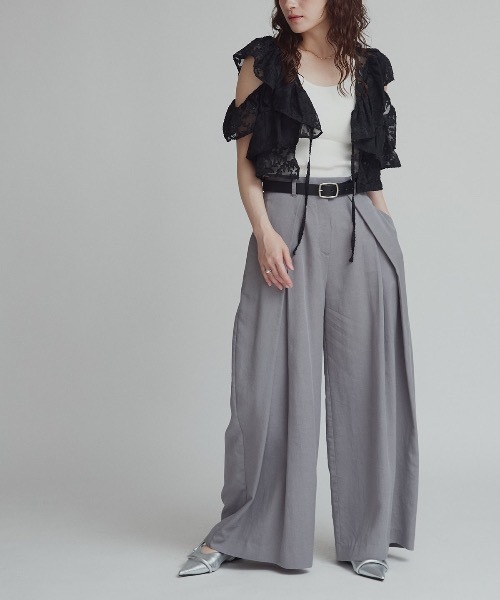 W:Huku(フーク)の「フリルカラー ショート丈 2way ボレロ ブラウス / ノースリーブ フレンチスリーブ 袖なし(カーディガン/ボレロ・レディース・オフホワイト/ブラック/ライトグレー・M/L)」の17枚目の写真