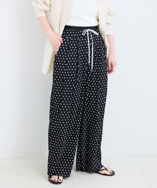 B.C STOCK(ベーセーストック)の「《追加》Wベルトプリーツイージーパンツ(その他パンツ・レディース・ブラック/アイボリー・FREE)」の8枚目の写真