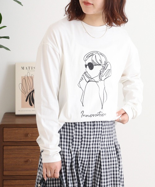 A.N.L(エーエヌエル レーベル)の「A.N.L モデル刺繍長袖カットソープルオーバー 丸首ロンT(Tシャツ/カットソー・レディース・ブルー/オフホワイト/カーキ/ブラック・38)」の5枚目の写真