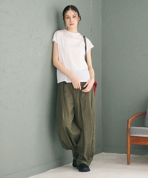 BEAUTY&YOUTH UNITED ARROWS(ビューティーアンドユースユナイテッドアローズ)の「クルーネック フレンチスリーブ カットソー(Tシャツ/カットソー・レディース・ライトピンク/オリーブ/ブラック/オフホワイト/その他6/コバルトブルー/ライム/ダークブラウン・FREE)」の15枚目の写真