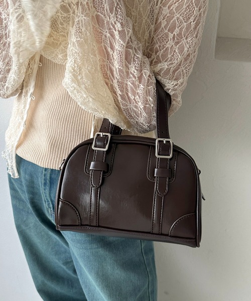 apres jour clair(アプレジュールクレア)の「【apres jour clair×ARIAZ】ベルトハンドルショルダーバッグ(ショルダーバッグ・レディース・ブラック/ダークブラウン・FREE)」の1枚目の写真