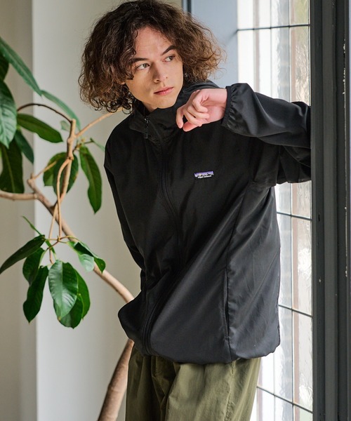ragged mountain(ラギットマウンテン)の「【RAGGED MOUNTAIN/ラギットマウンテン】BERLIN/バーリン 撥水 UVカット ポケッタブルパーカー ユニセックス オーバーサイズ キャンプ フェス 通勤 通学 華奢見え(マウンテンパーカー・メンズ・チャコールグレー/ブラック/カーキ/ネイビー・MEDIUM/LARGE/X-LARGE)」の19枚目の写真
