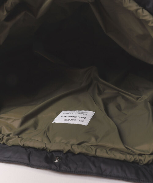 TAION（タイオン）の「DOWN SHOULDER BAG　SB01ALSML-1（ショルダーバッグ・メンズ・ブラック・FREE）」の4枚目の写真