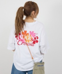 Flower Logo Embroidery Tシャツ