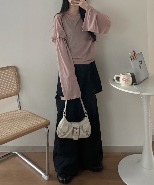 nemne store(ネンネストア)の「シアーラメキラキラトップス(Tシャツ/カットソー・レディース・ネイビー/ピンク系/ライトグレー・フリー)」の3枚目の写真