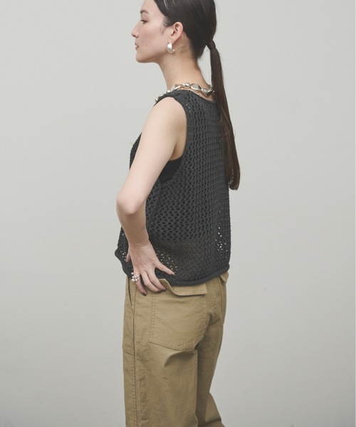 Lutim by u（ルチバイユー）の「Mesh Knit Vest / メッシュニットベスト（ベスト・レディース・チャコールグレー/ナチュラル/ホワイト・FREE）」の12枚目の写真