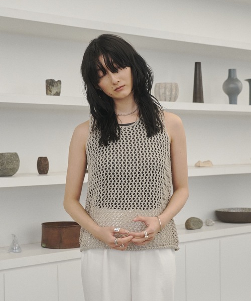 Lutim by u（ルチバイユー）の「Mesh Knit Vest / メッシュニットベスト（ベスト・レディース・チャコールグレー/ナチュラル/ホワイト・FREE）」の19枚目の写真