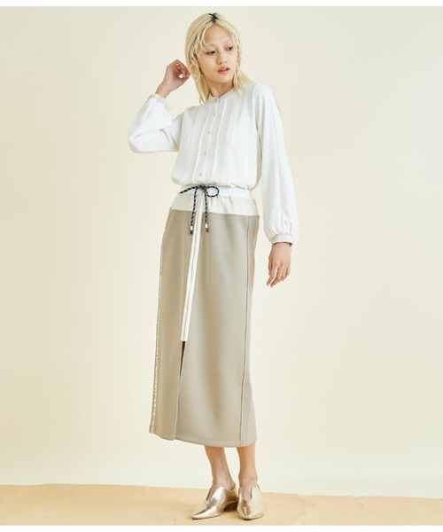 Settimissimo(セッティミッシモ)の「バンドカラー ピンタック 2WAY スリーブ ブラウス(シャツ/ブラウス・レディース・オフホワイト/ブルー・FREE)」の7枚目の写真