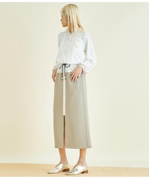 Settimissimo(セッティミッシモ)の「バンドカラー ピンタック 2WAY スリーブ ブラウス(シャツ/ブラウス・レディース・オフホワイト/ブルー・FREE)」の9枚目の写真