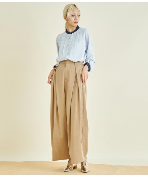 Settimissimo(セッティミッシモ)の「バンドカラー ピンタック 2WAY スリーブ ブラウス(シャツ/ブラウス・レディース・オフホワイト/ブルー・FREE)」の16枚目の写真