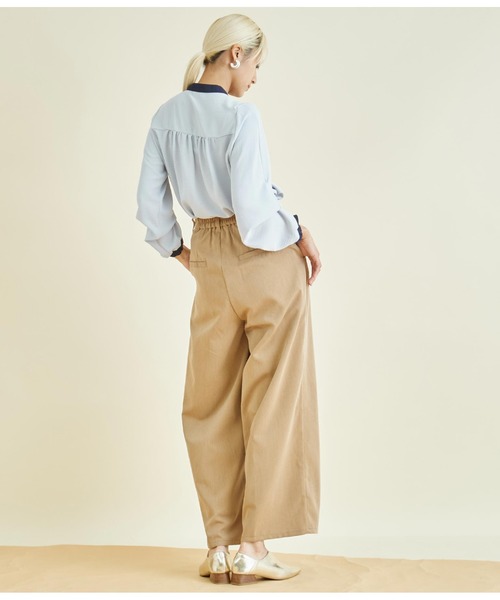 Settimissimo(セッティミッシモ)の「バンドカラー ピンタック 2WAY スリーブ ブラウス(シャツ/ブラウス・レディース・オフホワイト/ブルー・FREE)」の18枚目の写真