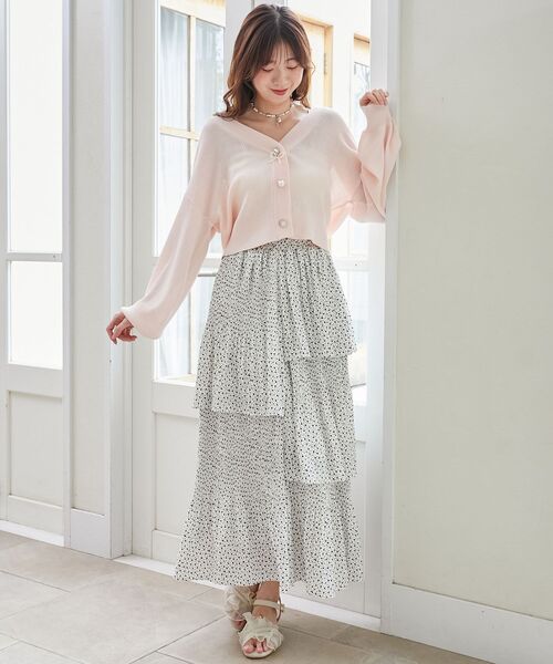 MAJESTIC LEGON（マジェスティックレゴン）の「チャームボタンUVカットカーディガン（カーディガン/ボレロ・レディース・オフホワイト/イエロー/ピンク/レッド/ブルー/ブラック・MEDIUM）」の7枚目の写真