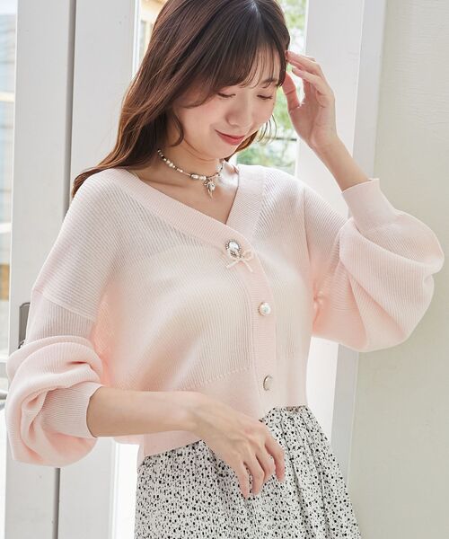 MAJESTIC LEGON（マジェスティックレゴン）の「チャームボタンUVカットカーディガン（カーディガン/ボレロ・レディース・オフホワイト/イエロー/ピンク/レッド/ブルー/ブラック・MEDIUM）」の11枚目の写真