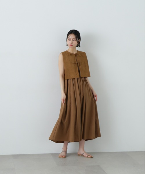 N.（N. Natural Beauty Basic）（エヌエヌナチュラルビューティーベーシック）の「フェイクスウェードリボンベスト＆ベアワンピース（ワンピース・レディース・ブラウン/グレー・MEDIUM）」の15枚目の写真