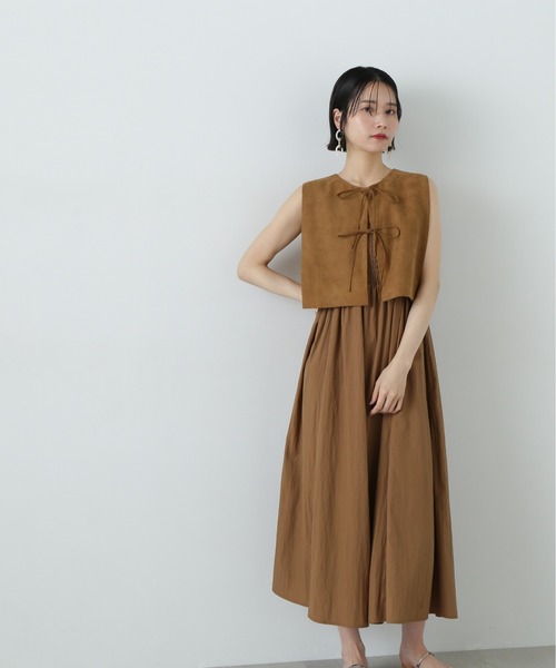 N.（N. Natural Beauty Basic）（エヌエヌナチュラルビューティーベーシック）の「フェイクスウェードリボンベスト＆ベアワンピース（ワンピース・レディース・ブラウン/グレー・MEDIUM）」の16枚目の写真