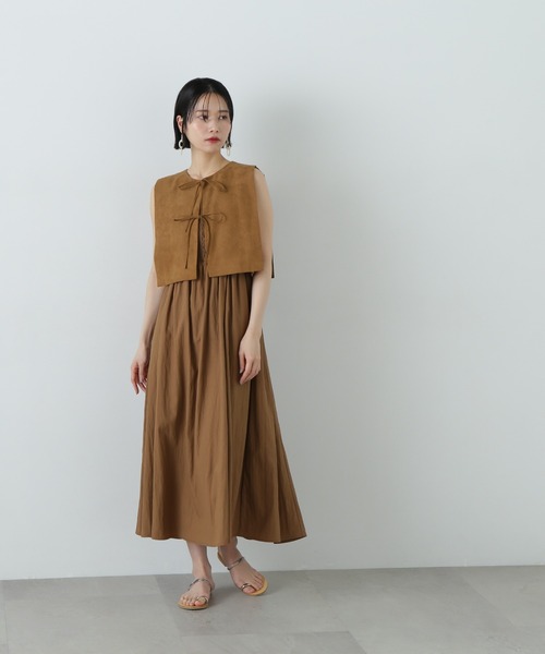 N.（N. Natural Beauty Basic）（エヌエヌナチュラルビューティーベーシック）の「フェイクスウェードリボンベスト＆ベアワンピース（ワンピース・レディース・ブラウン/グレー・MEDIUM）」の19枚目の写真