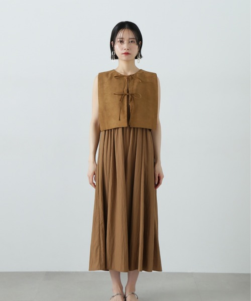 N.（N. Natural Beauty Basic）（エヌエヌナチュラルビューティーベーシック）の「フェイクスウェードリボンベスト＆ベアワンピース（ワンピース・レディース・ブラウン/グレー・MEDIUM）」の21枚目の写真
