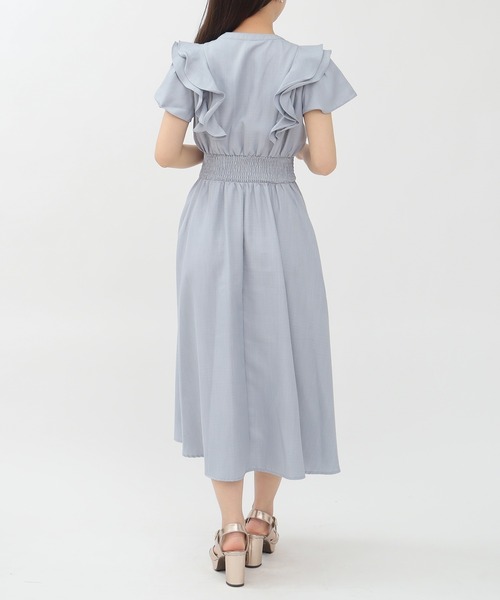 ASTORIA ODIER（アストリアオディール）の「ラッフルフリルスキッパーワンピース（ワンピース・レディース・ホワイト×ブルー/サックスブルー/ネイビー/ラベンダー・MEDIUM）」の12枚目の写真